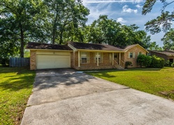 Pre-foreclosure in  SWAN DR Summerville, SC 29485