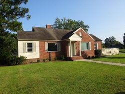 Pre-foreclosure Listing in LAUREL AVE W GREENWOOD, SC 29649