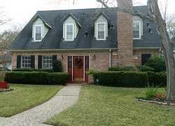 Pre-foreclosure in  WILLOWLAKE DR Houston, TX 77077