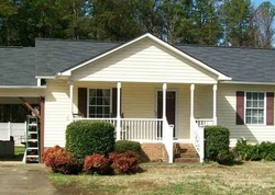 Pre-foreclosure Listing in ROBERTS AVE YORK, SC 29745