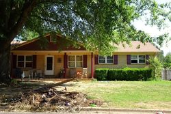 Pre-foreclosure Listing in DOUTHIT ST SW DECATUR, AL 35601