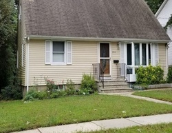 Pre-foreclosure Listing in WASHINGTON PL TEANECK, NJ 07666