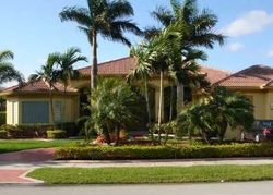 Pre-foreclosure in  SW 42ND ST Fort Lauderdale, FL 33330