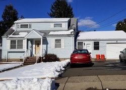 Pre-foreclosure Listing in ZUBER PL MAYWOOD, NJ 07607