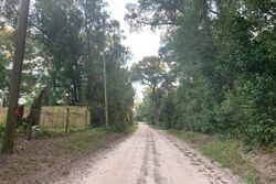 Pre-foreclosure in  BEAVER RD Dade City, FL 33523