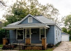 Pre-foreclosure Listing in MONTROSE ST SALINA, KS 67401