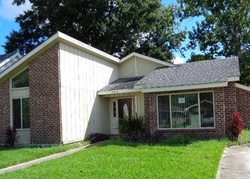 Pre-foreclosure in  TIFFANY DR La Place, LA 70068