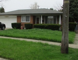 Pre-foreclosure in  LINDA ST Warren, MI 48093