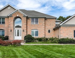  Hren Ct, Huntington Station NY