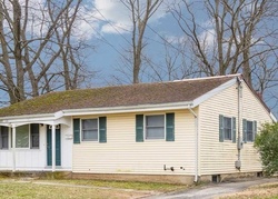Pre-foreclosure in  SEDGEWICK ST Huntington Station, NY 11746