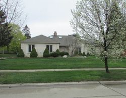 Pre-foreclosure Listing in CARDINAL DR TROY, MI 48098