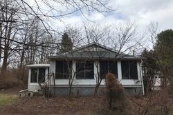 Pre-foreclosure Listing in PEAT MOSS RD WHITE HAVEN, PA 18661