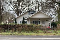 Pre-foreclosure Listing in W CURTIS ST SIMPSONVILLE, SC 29681