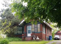 Pre-foreclosure Listing in CLARK MILL RD BARBERTON, OH 44203