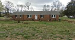 Pre-foreclosure in  MULLINSWOOD RD Shelbyville, TN 37160