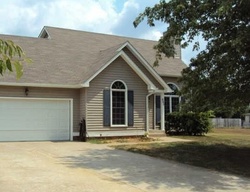 Pre-foreclosure Listing in PEMBROOK PL CLARKSVILLE, TN 37042