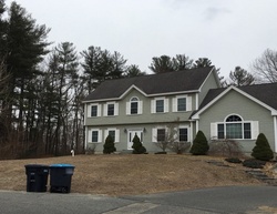 Pre-foreclosure in  ELLSMERE AVE Salem, NH 03079