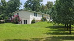 Pre-foreclosure Listing in CRYSTAL CREEK LN MANASSAS, VA 20112