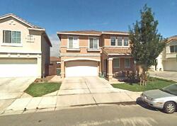 Pre-foreclosure in  SCUDERO CIR Pittsburg, CA 94565