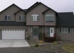 Pre-foreclosure in  3RD AVE Clarkston, WA 99403