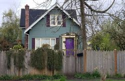 Pre-foreclosure in  BAKER AVE Everett, WA 98201