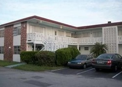 Pre-foreclosure in  NW 43RD AVE  Fort Lauderdale, FL 33313