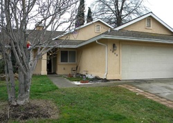 Pre-foreclosure Listing in HINCHMAN WAY SACRAMENTO, CA 95823