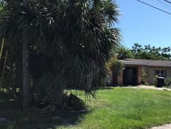 Pre-foreclosure in  LAURA LN Dunedin, FL 34698