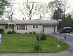 Pre-foreclosure Listing in PARADISE DR MARTINSVILLE, IN 46151