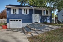 Pre-foreclosure in  GLENEAGLES DR Kokomo, IN 46902