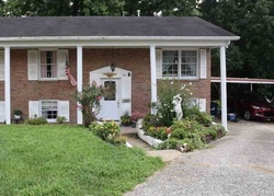 Pre-foreclosure Listing in GARTRELL CT ASHLAND, KY 41101
