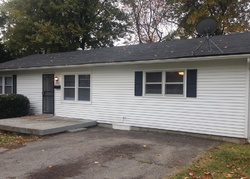 Pre-foreclosure in  DULWORTH DR Louisville, KY 40216