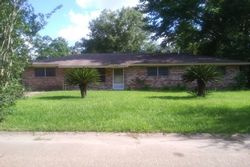 Pre-foreclosure in  VIDET POLK DR Baton Rouge, LA 70812
