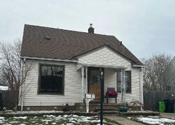  Rose St, Roseville MI