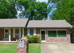 Pre-foreclosure Listing in RACOVE DR TUPELO, MS 38801
