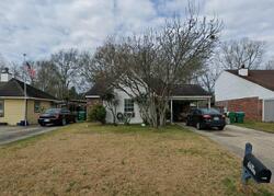 BREEZEWAY CIR, Gulfport, MS