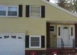 Pre-foreclosure Listing in ROOD AVE WINDSOR, CT 06095