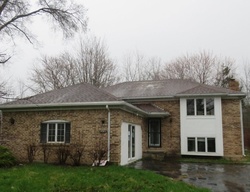 Pre-foreclosure Listing in CREEK RD LEWISTON, NY 14092