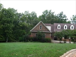 Pre-foreclosure in  COVES END CT Belews Creek, NC 27009