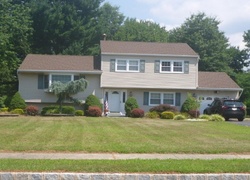  Stratford Dr, Englishtown NJ