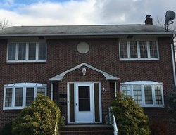 Pre-foreclosure in  W 11TH ST Linden, NJ 07036