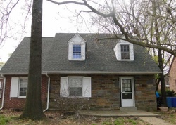 Pre-foreclosure in  N SPRINGFIELD RD Clifton Heights, PA 19018