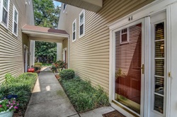 Pre-foreclosure in  WATSON CT Howell, NJ 07731