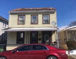 Pre-foreclosure in  N CRESCENT ST Tremont, PA 17981