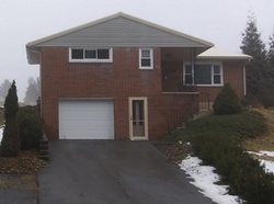 Pre-foreclosure Listing in WOODMONT RD JOHNSTOWN, PA 15905