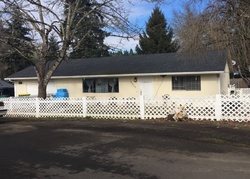 Pre-foreclosure Listing in SW CHESTNUT ST PORTLAND, OR 97223