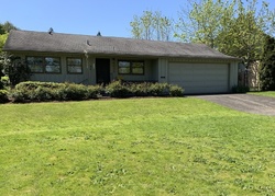 Pre-foreclosure in  N WILLIS BLVD Portland, OR 97203