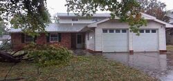 Pre-foreclosure in  GARDEN ST Ponca City, OK 74601