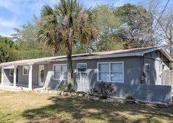 Pre-foreclosure Listing in BLACKSTONE RD MARY ESTHER, FL 32569