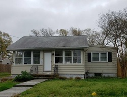 Pre-foreclosure Listing in SMITH ST BLUE POINT, NY 11715